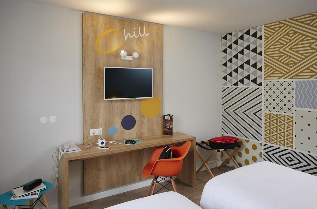 Hotel Baudouin Valenciennes Exterior photo